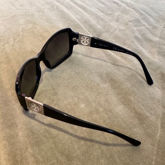Tory Burch TY9028 Black Sunglasses with Grey Lenses Silver TB Logo - Picture 3 of 7